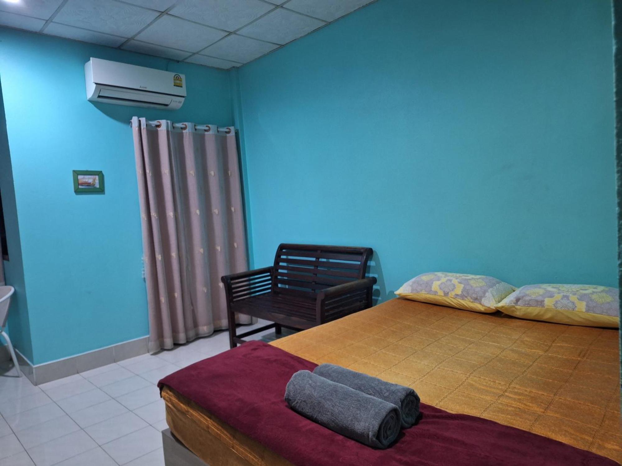 Phonsomboon Guesthouse Ko Tao Bagian luar foto