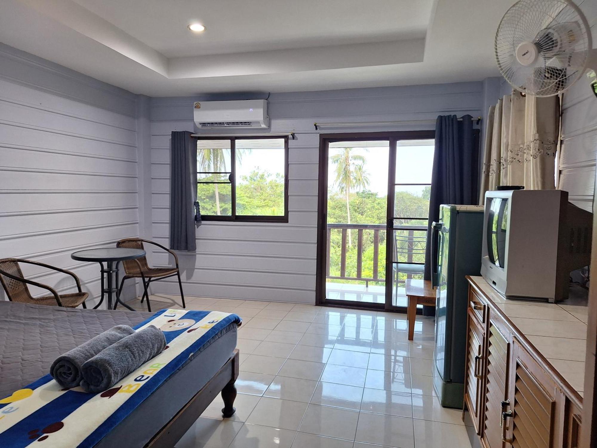 Phonsomboon Guesthouse Ko Tao Bagian luar foto